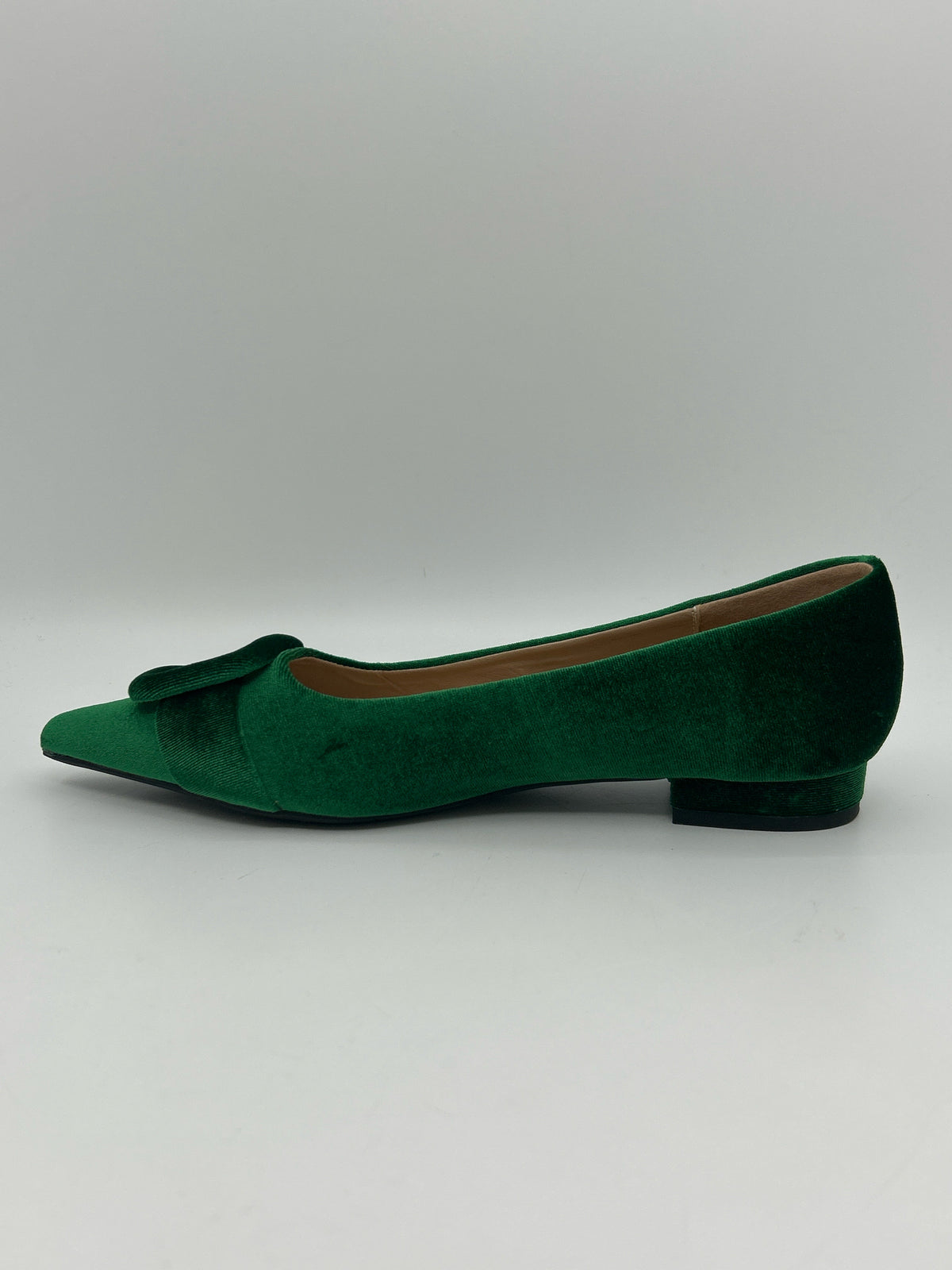 C. PARAVANO Size 9.5 Green Women Flats