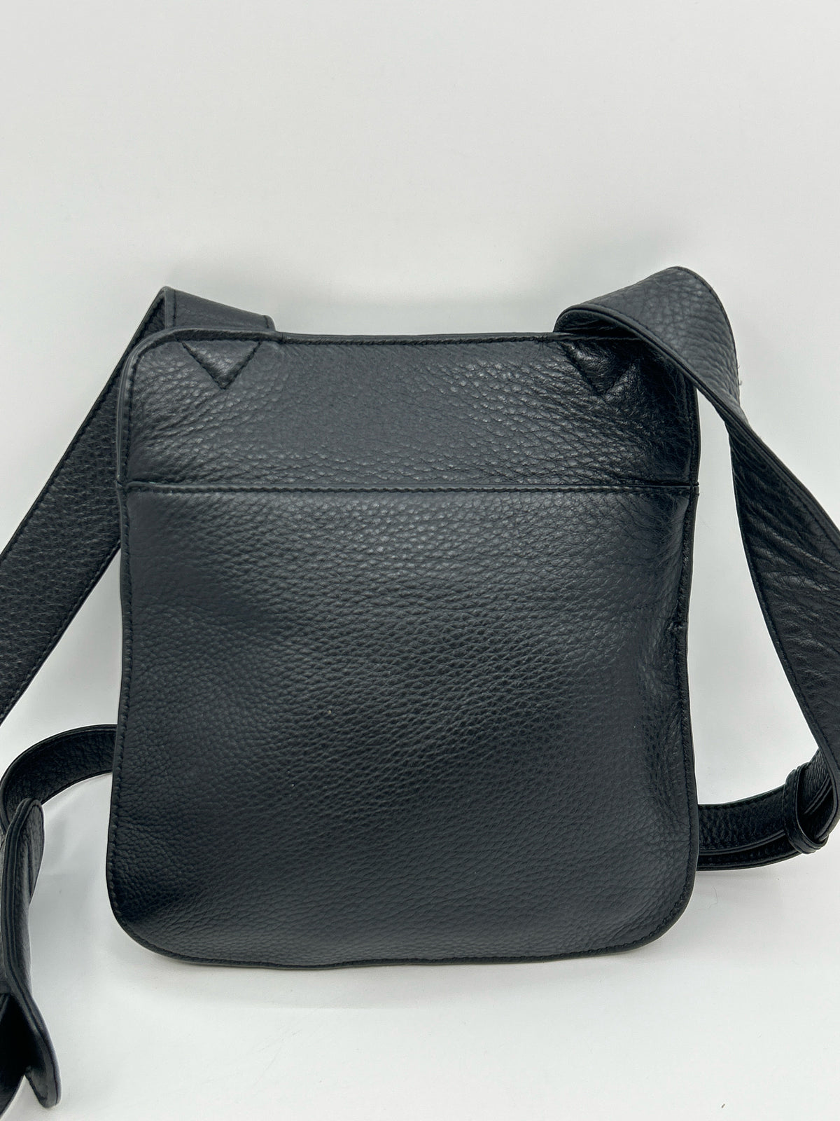 TRAVELSMITH Black Women Purse