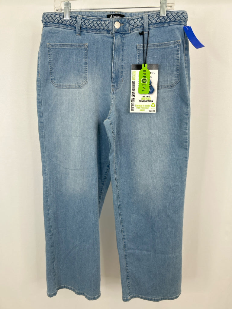 D. JEANS Size 14 BLUE DENIM Women's jeans
