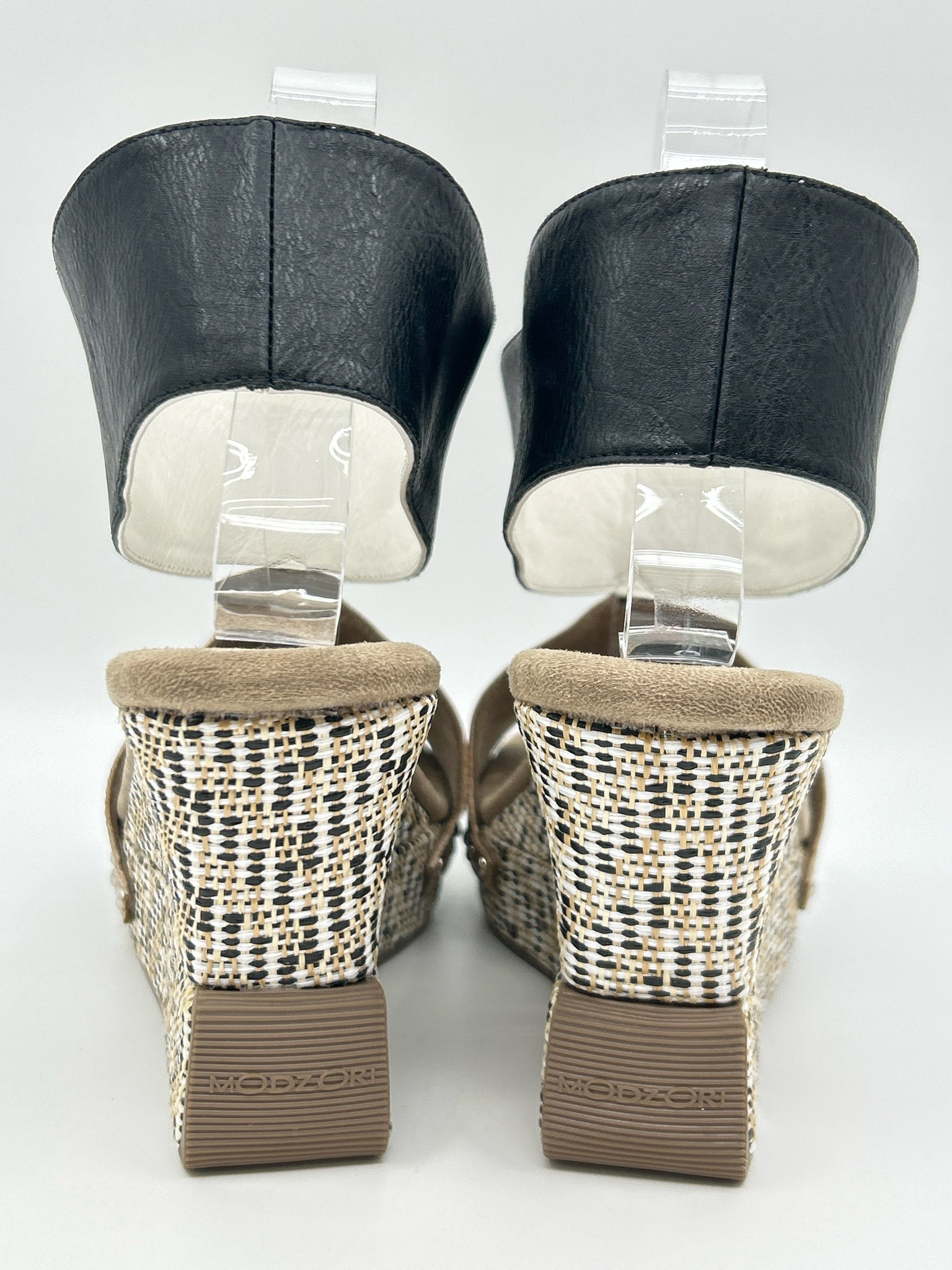 Modzori Size 8 White & Black Women Sandal