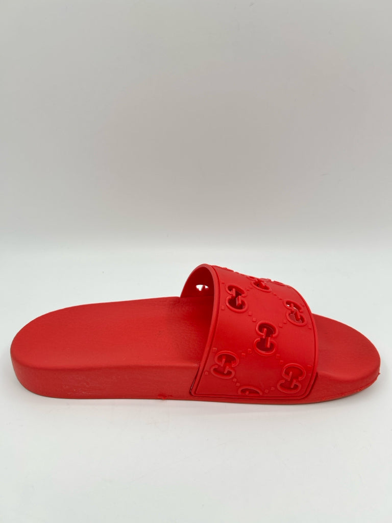 GUCCI Women Size 7 Red Sandal