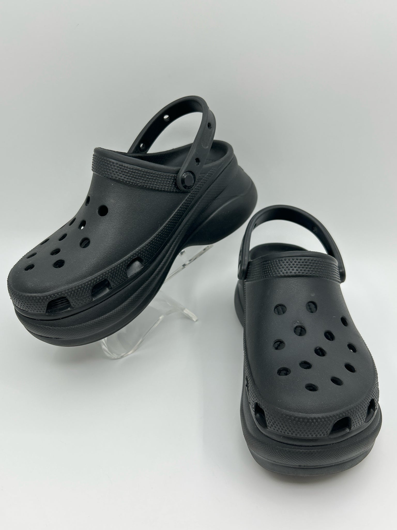 CROCS Size 9 Black Women's Clogs