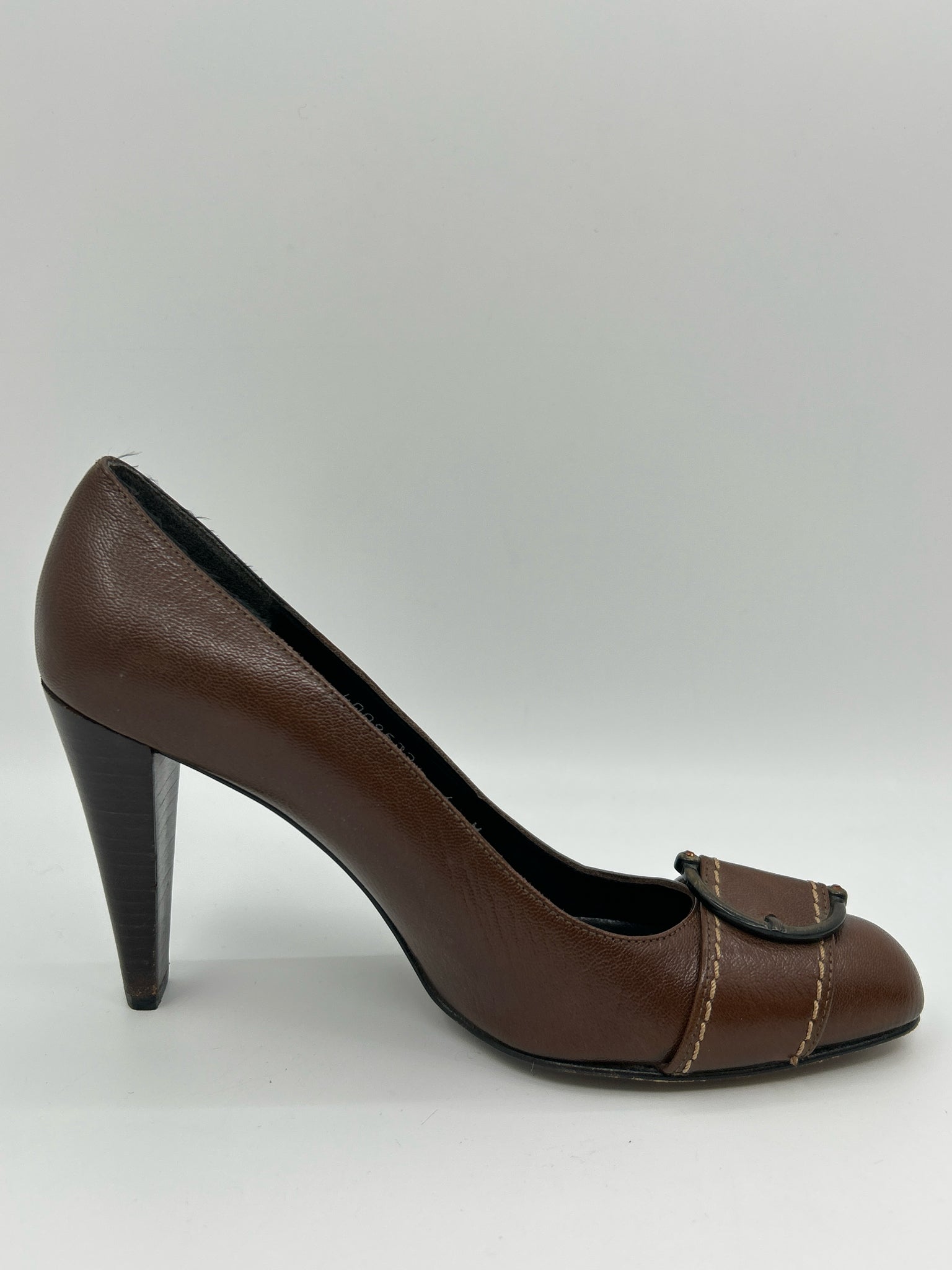 STUART WEITZMAN Size 6M Brown Women Pumps