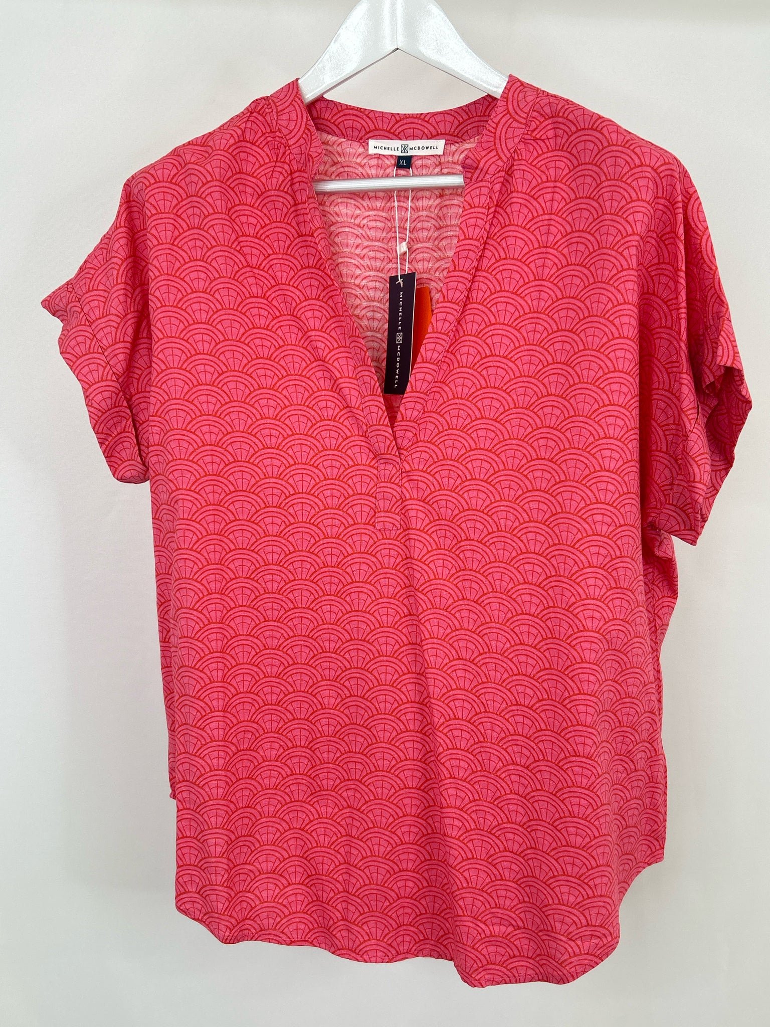 MICHELLE MCDOWELL Size XL Pink Print Women Top