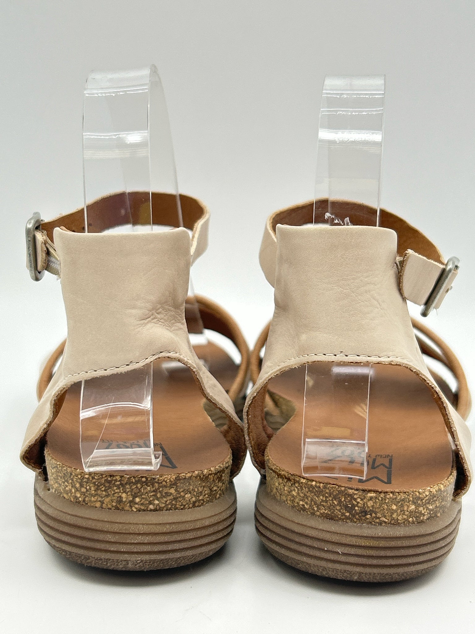 MIZ MOOZ Size 8W Beige Women Sandal