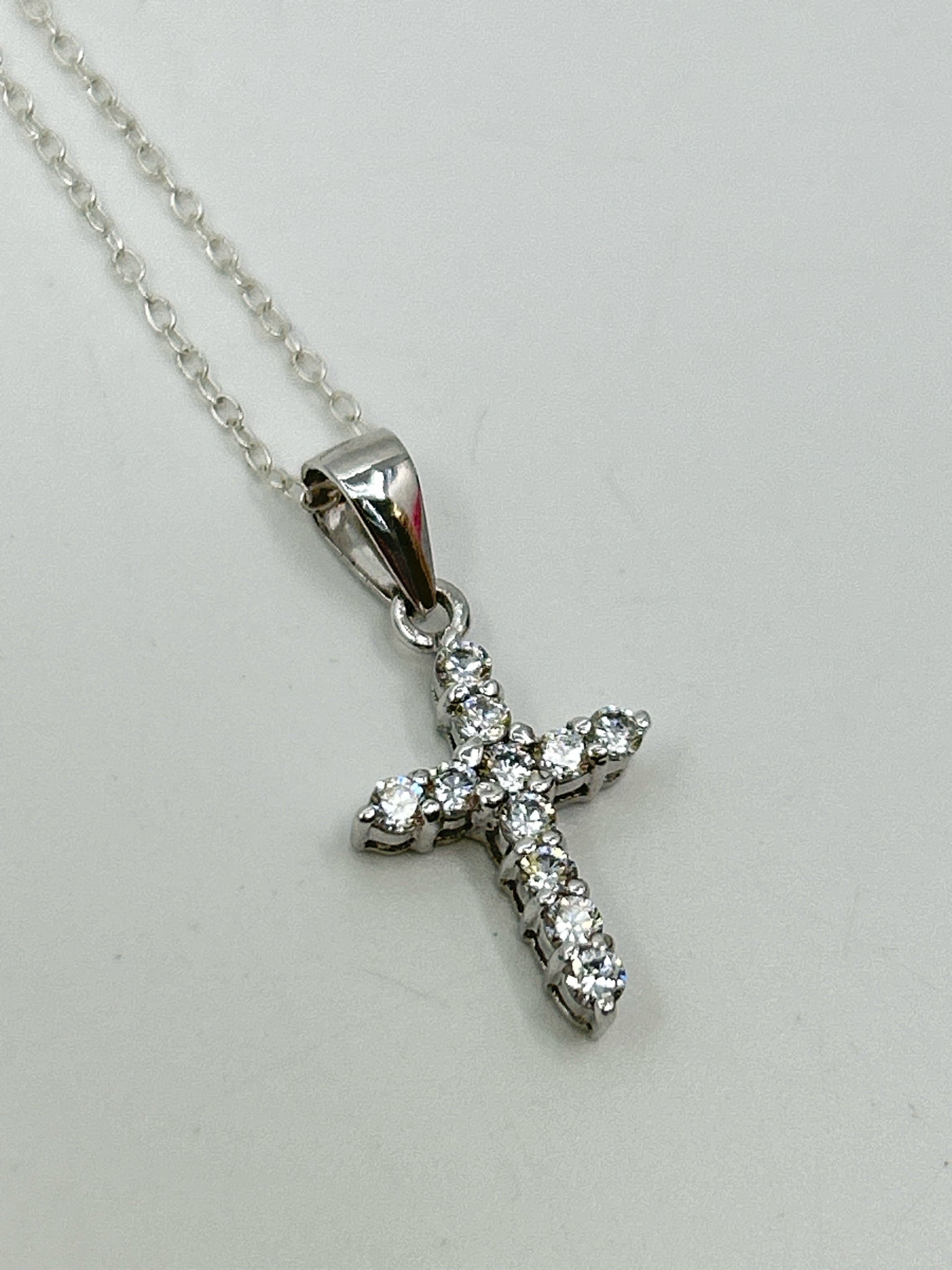 NO BRAND Silver Necklace