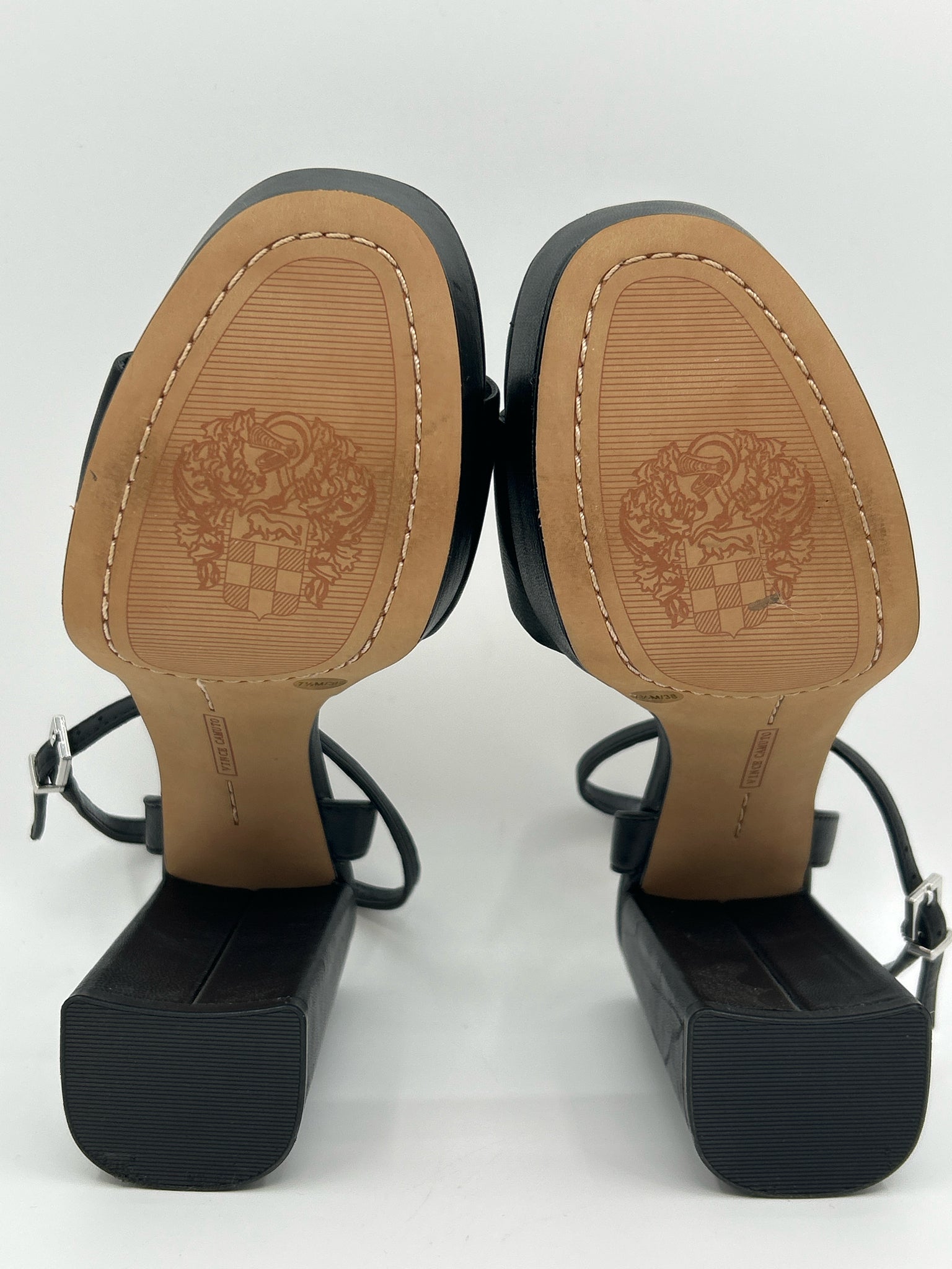VINCE CAMUTO Size 7.5M Black Women Sandal