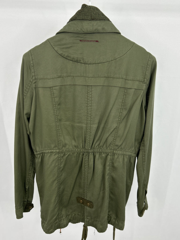 GAP Olive Green Lyocell Utility jacket - Medium – Le Prix Fashion &  Consulting