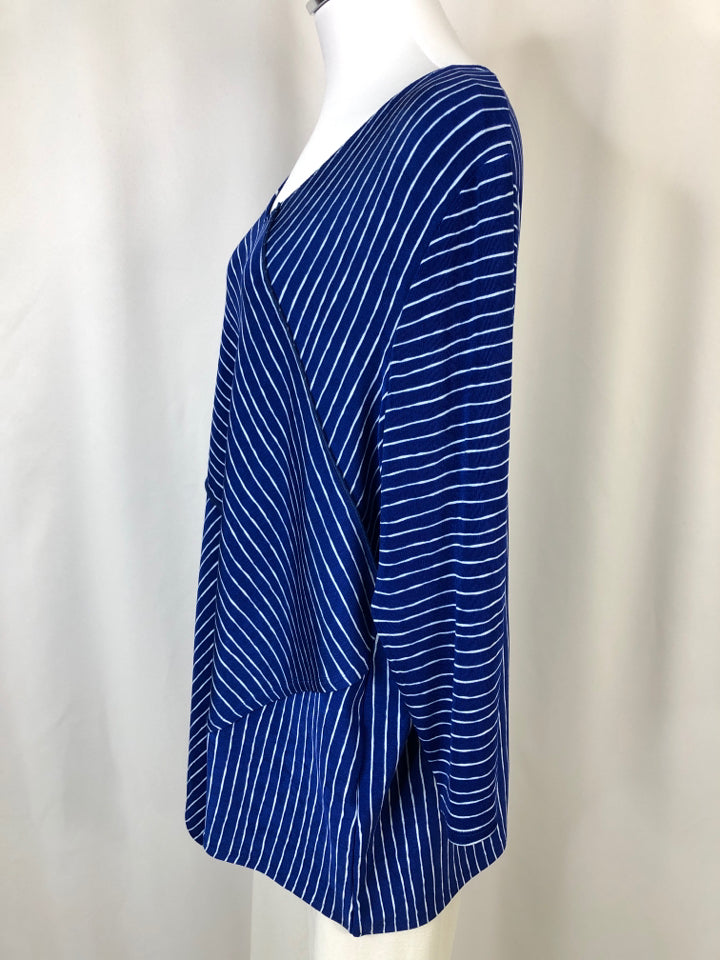 CHICO'S Women Size 2X blue and white Tunic