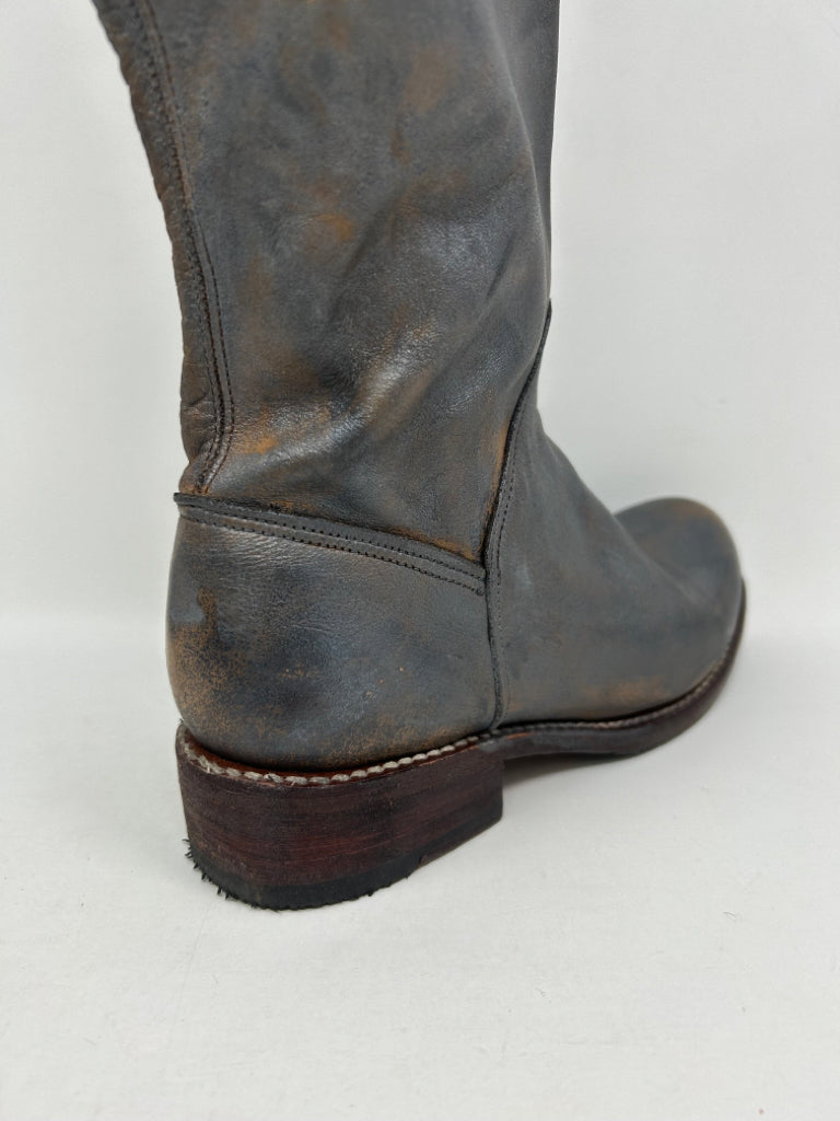 BED STU Women Size 6 Grey and Silver Boots